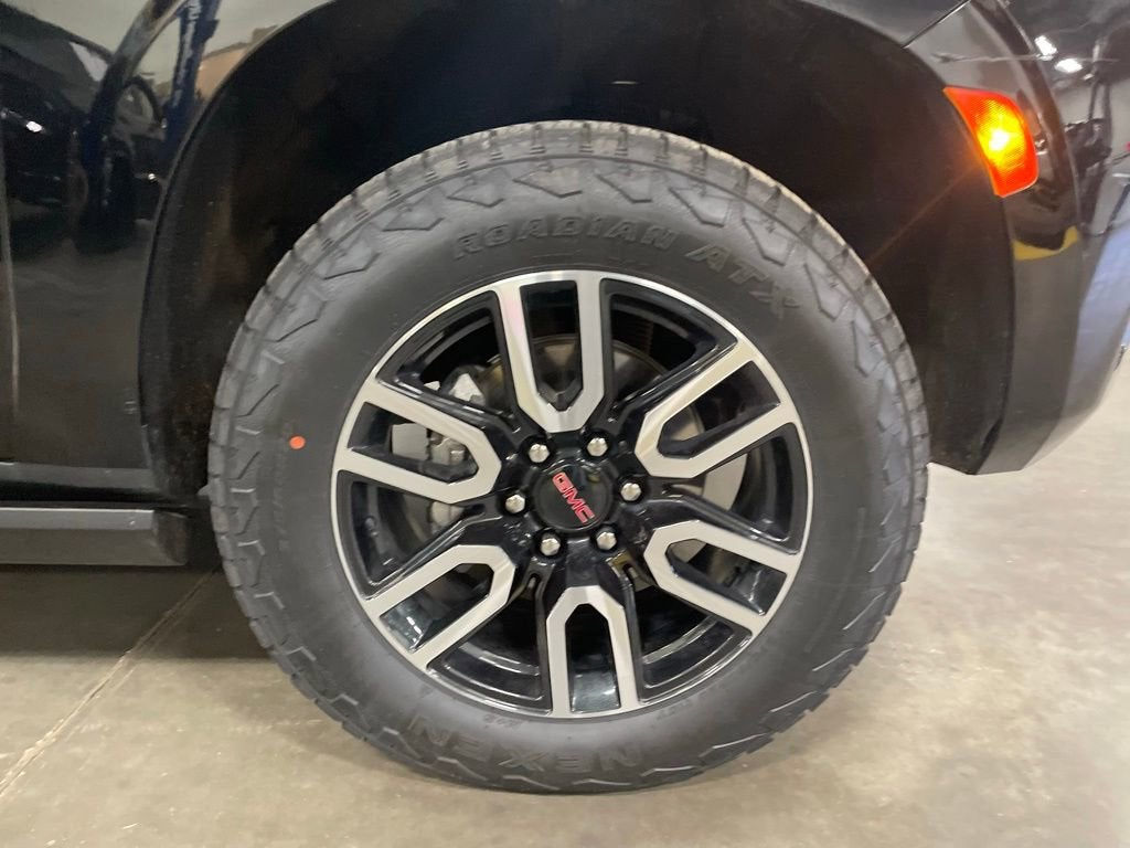 2024 GMC Yukon XL AT4