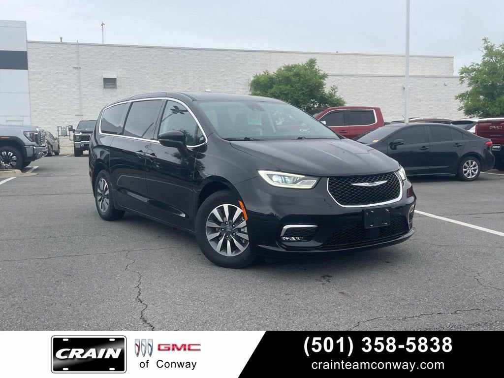 2023 Chrysler Pacifica Hybrid