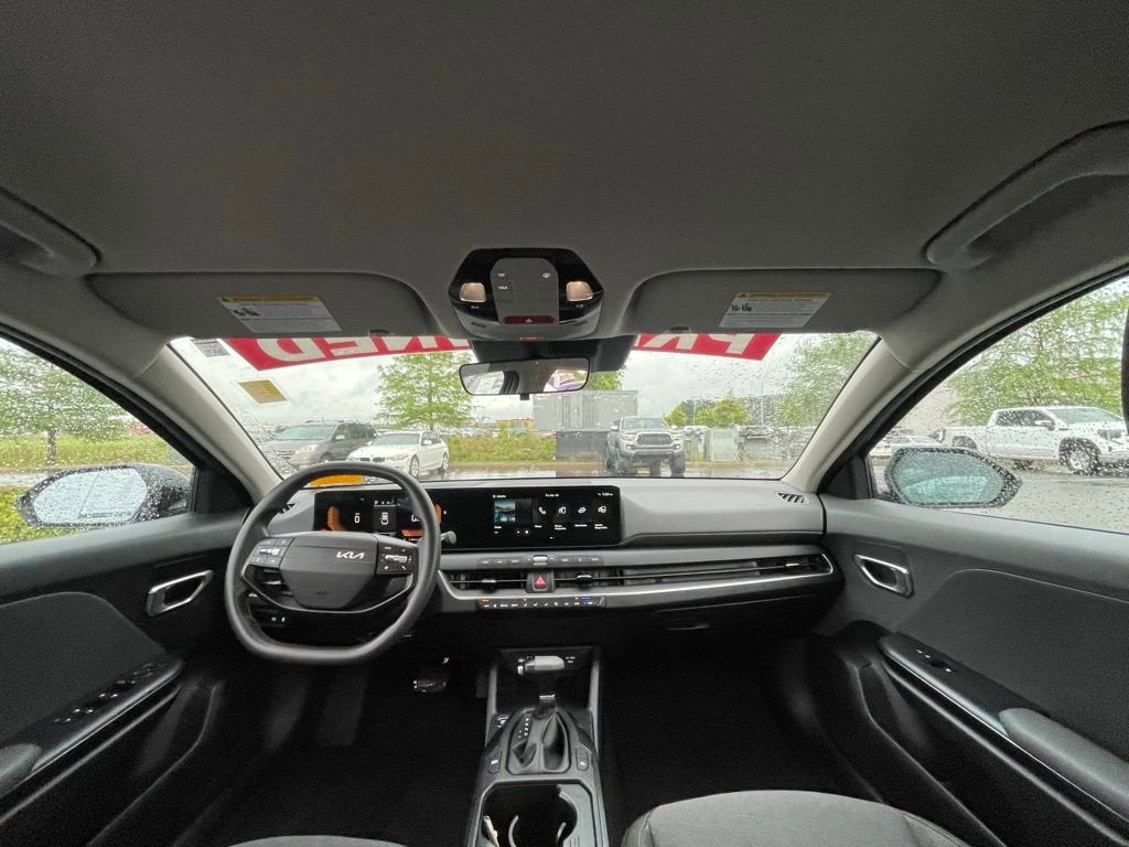 2025 Kia K4 LX
