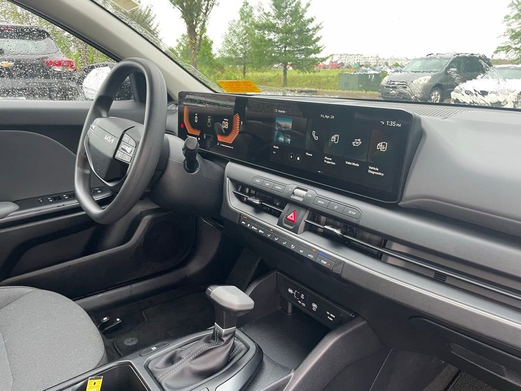2025 Kia K4 LX