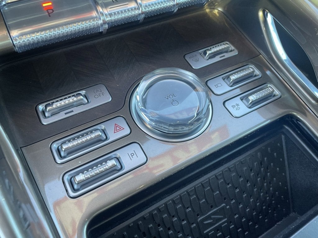 2024 Lincoln Nautilus Black Label