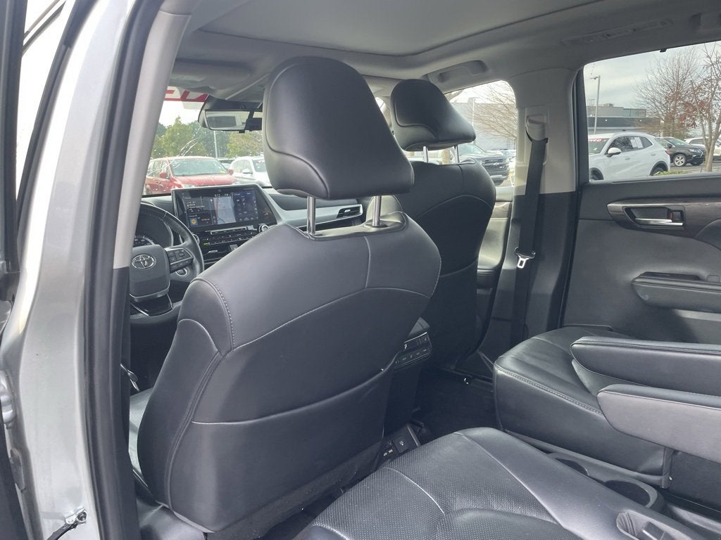 2021 Toyota Highlander Platinum