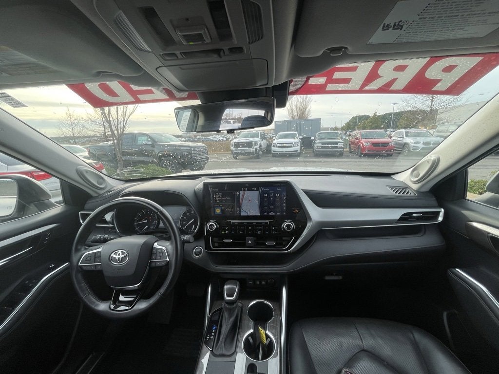 2021 Toyota Highlander Platinum