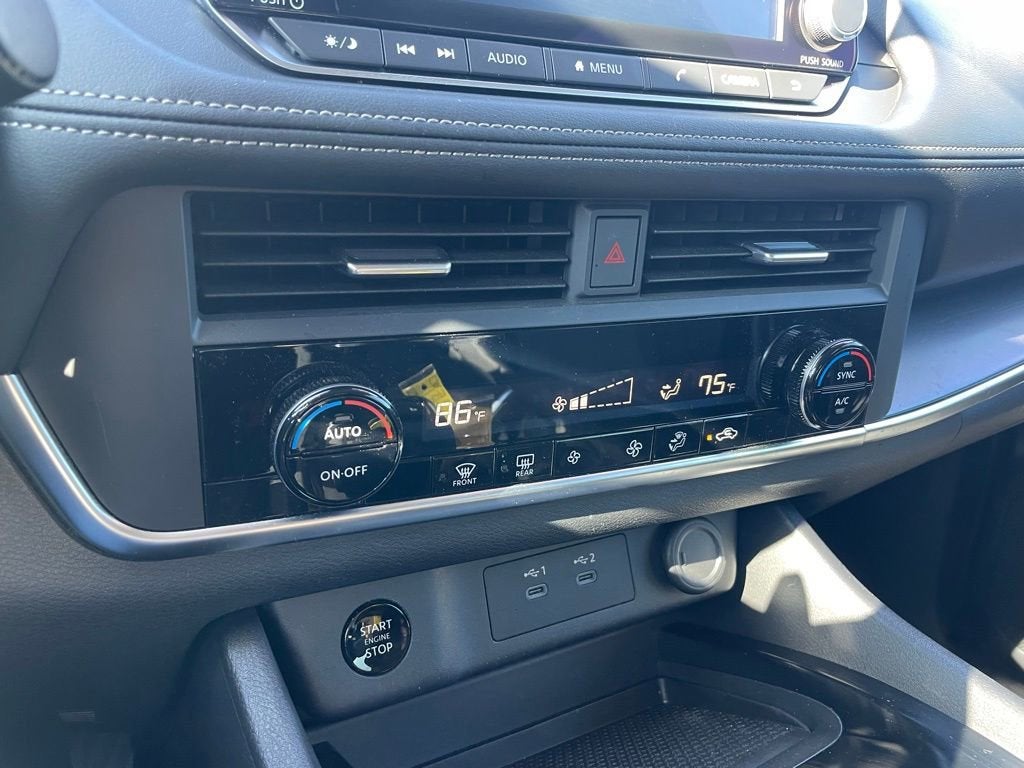 2025 Nissan Rogue SV