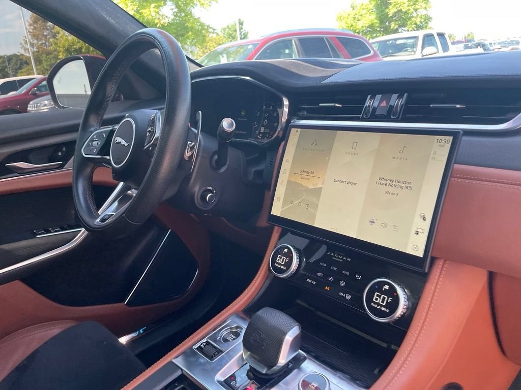 2023 Jaguar F-PACE SVR