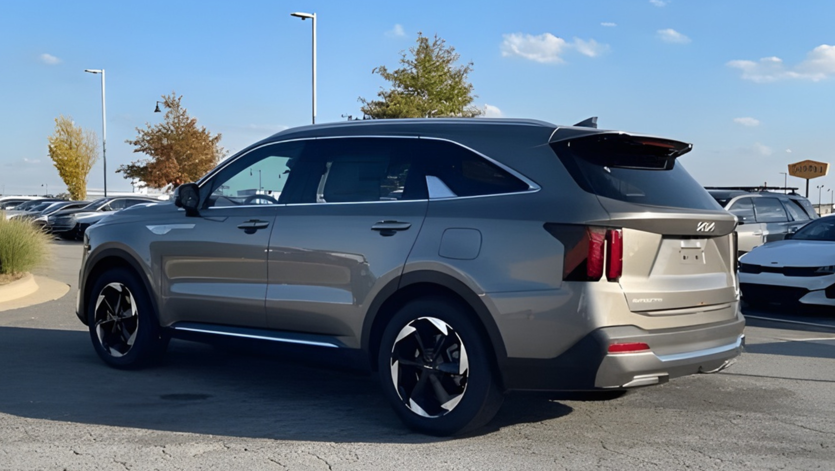 2026 Sorento PHEV Side in Bentonville, AR