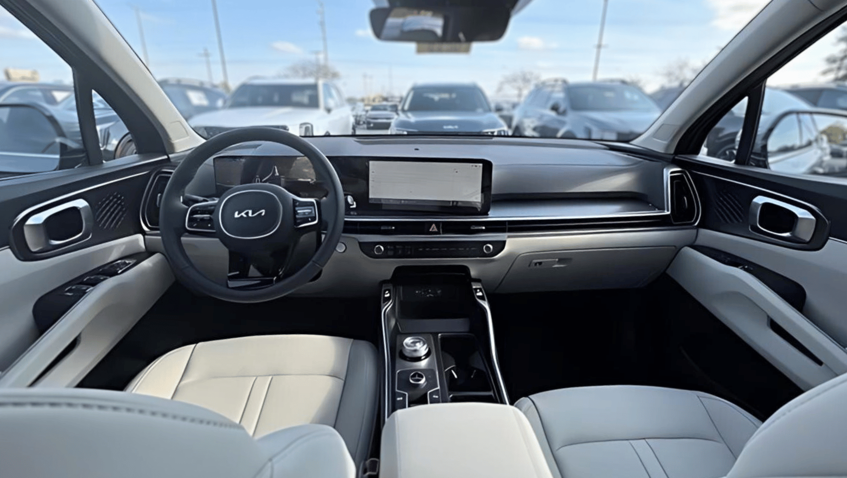 Interior View of the 2025 Kia Sorento Hybrid